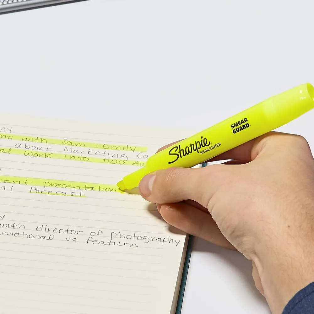 Highlighters|Sharpie Tank Highlighter, Chisel Tip, Fluorescent Yellow, 36/Pack (1920938)